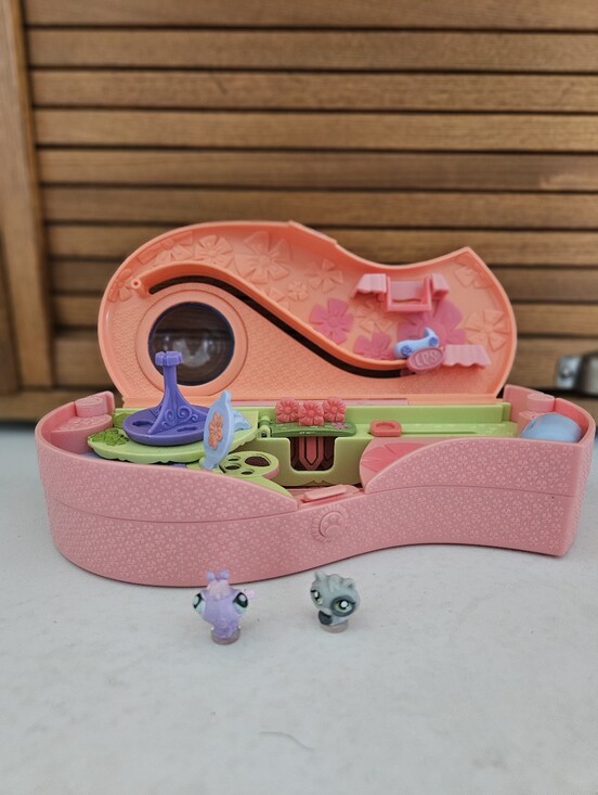 Littlest Pet Shop Other - ​Littlest Pet Shop Teeniest Tiniest Garden School Pencil Case